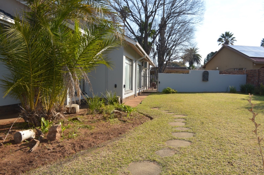 3 Bedroom Property for Sale in Flamwood North West